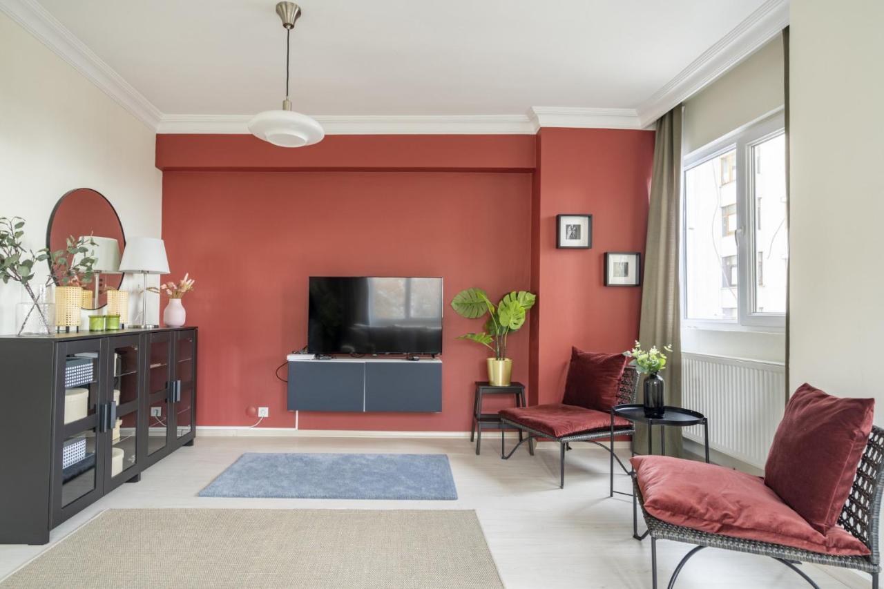 Apartament Modern Flat With Balcony On Bagdat Street Stambuł Zewnętrze zdjęcie
