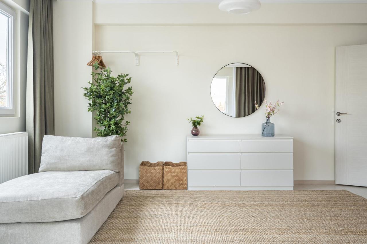 Apartament Modern Flat With Balcony On Bagdat Street Stambuł Zewnętrze zdjęcie