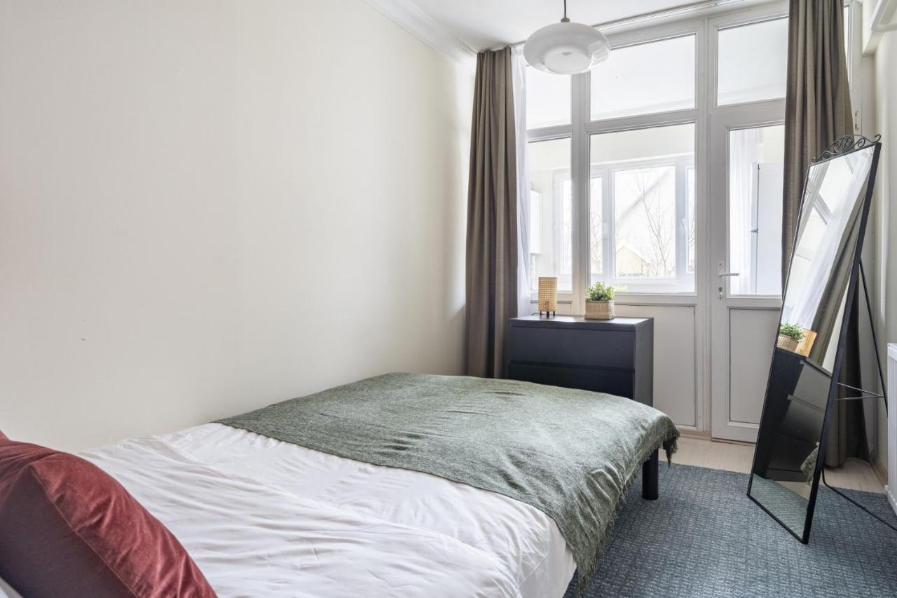 Apartament Modern Flat With Balcony On Bagdat Street Stambuł Zewnętrze zdjęcie